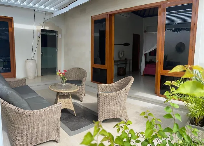 Casa Shanti Deluxe Villa Lovina Beach